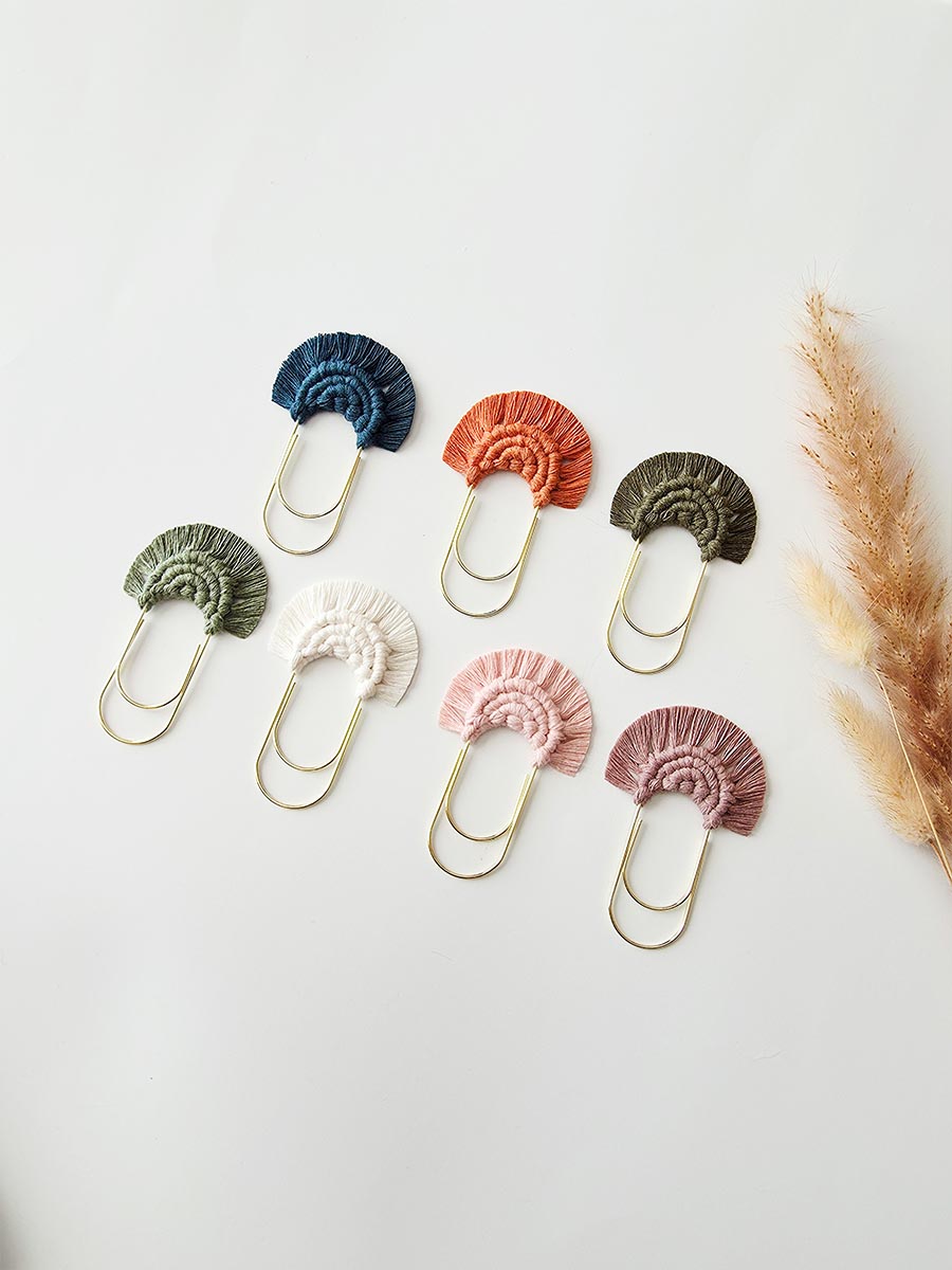 Marque-pages en macramé