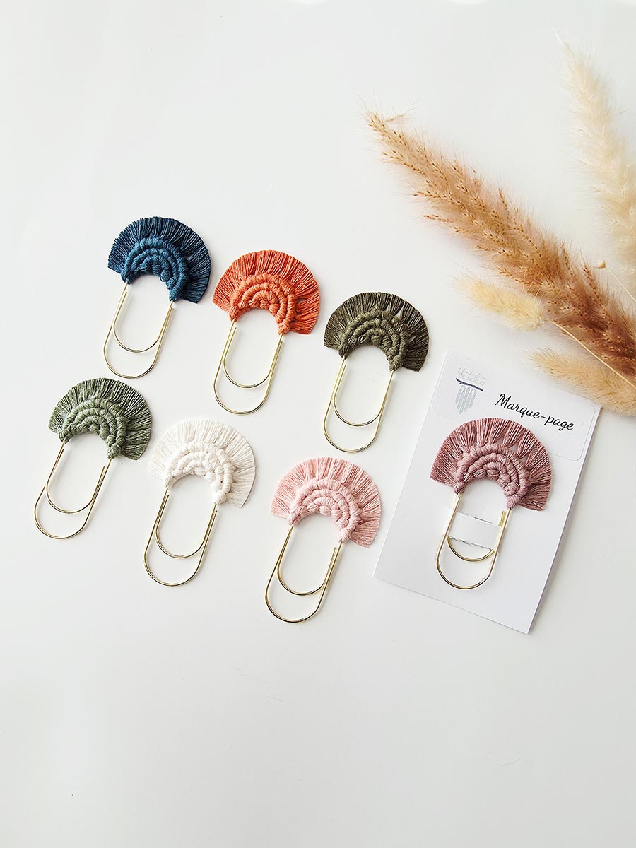 Marque-pages en macramé