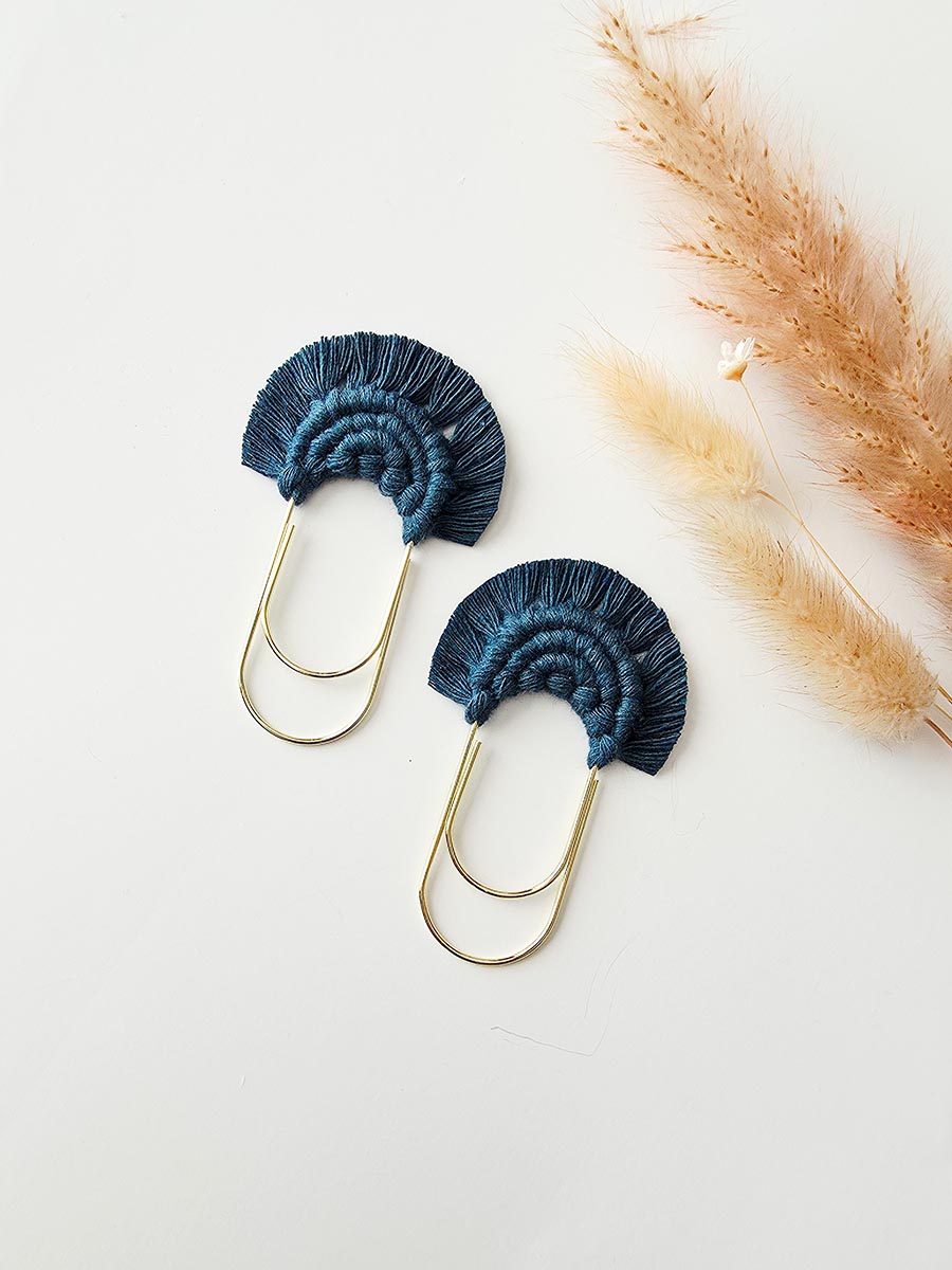 Marque-pages en macramé