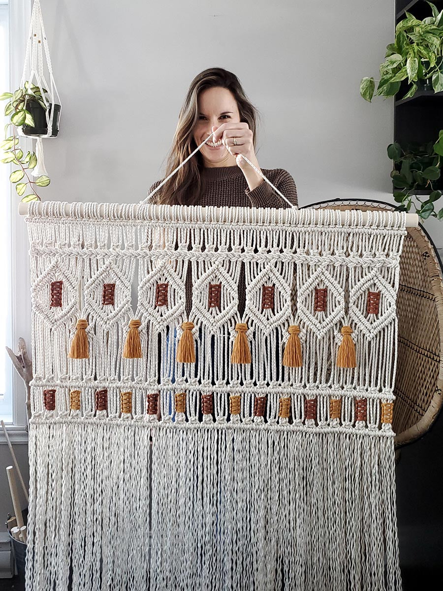 Macramé mural