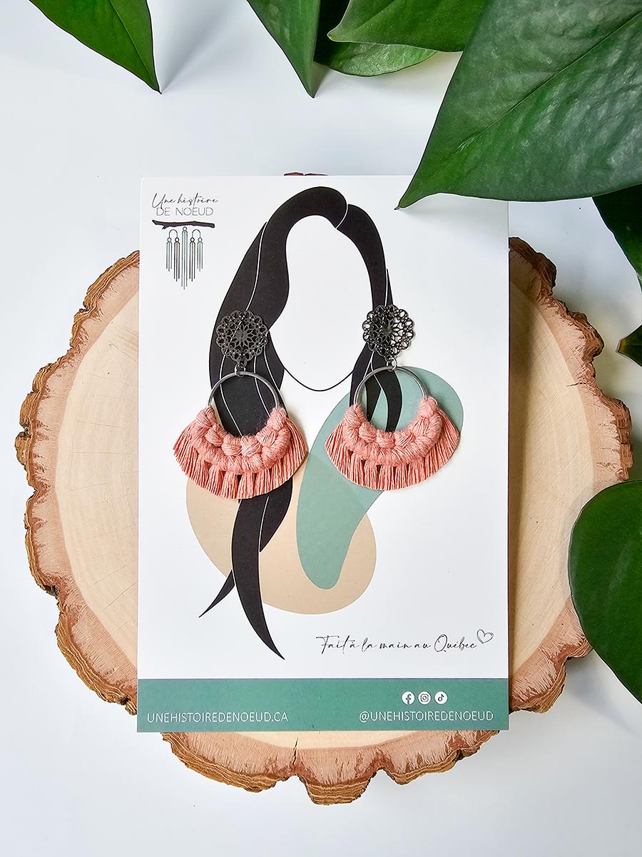 Boucles d’oreilles couleur rose blush, anneau 20 mm, crochet argent