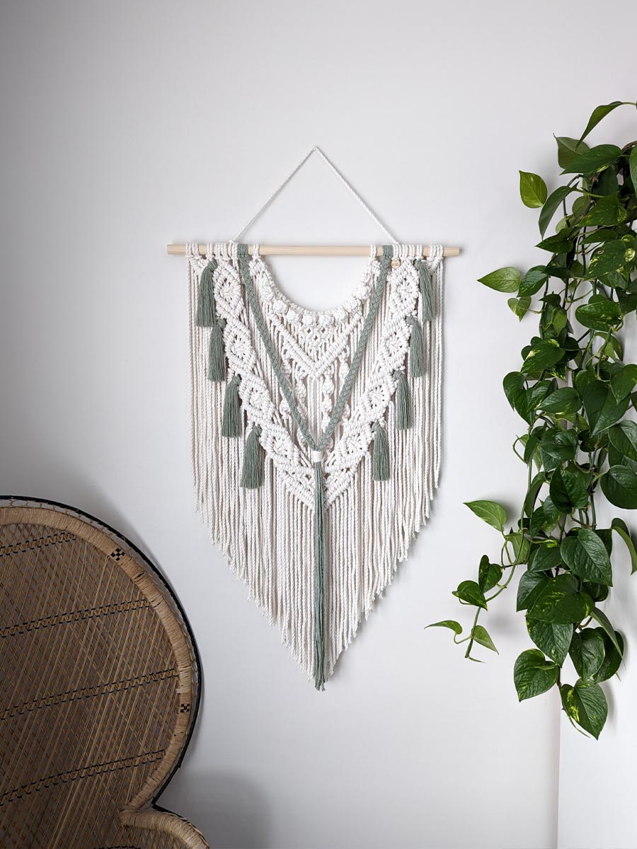 Grand macramé mural couleur ivoire et sauge