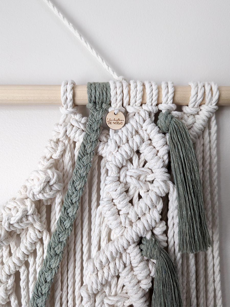 Grand macramé mural couleur ivoire et sauge
