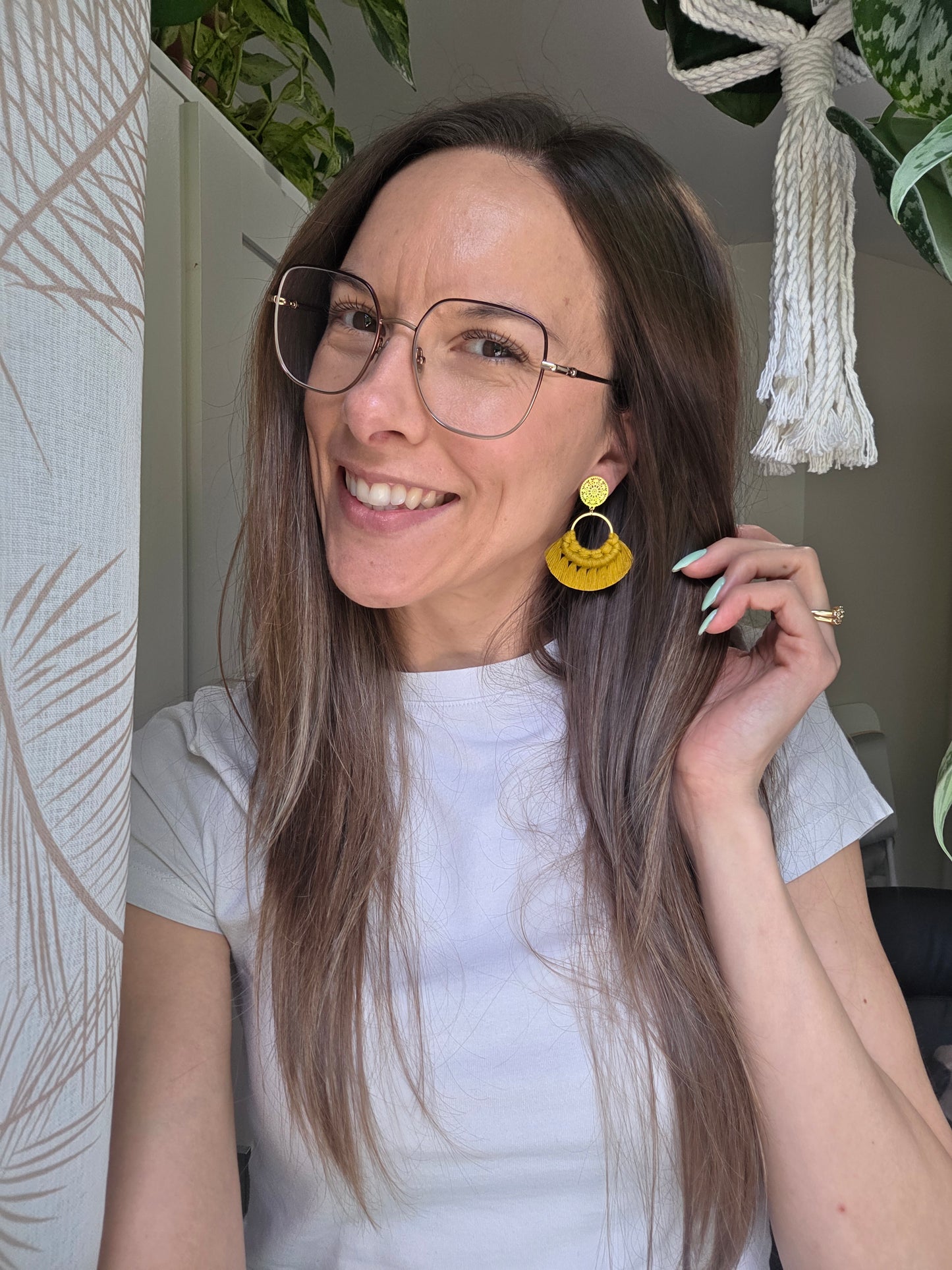 Spicy yellow earrings, 20mm hoop, gold hook