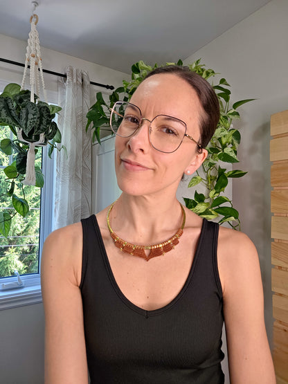 Véa Necklace - Brass and micro-macrame, black