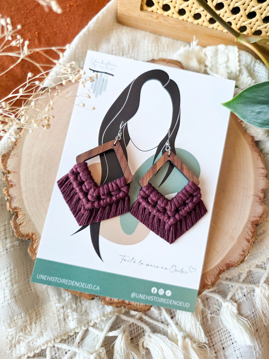 Boucles d’oreilles Élina en macramé et bois de noyer - Format grand