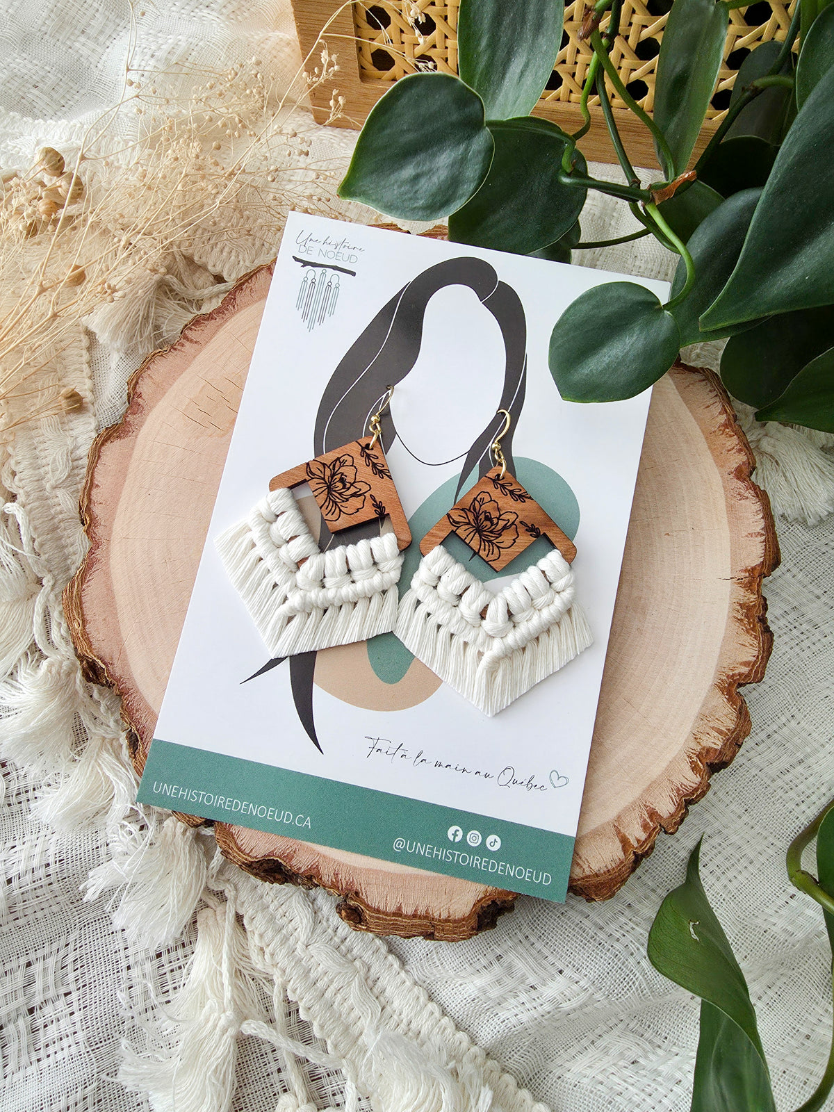 Boucles d’oreilles en macramé Flora – Format grand
