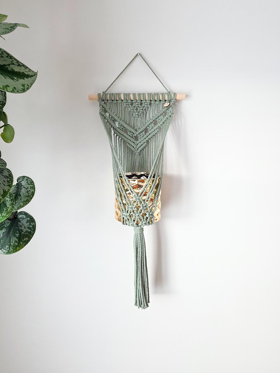 JARDINIÈRE MURALE CLARA, modèle grand, couleur sauge