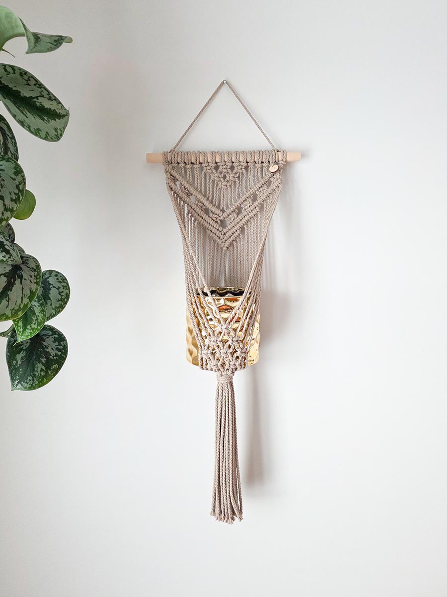 JARDINIÈRE MURALE CLARA, modèle grand, couleur taupe