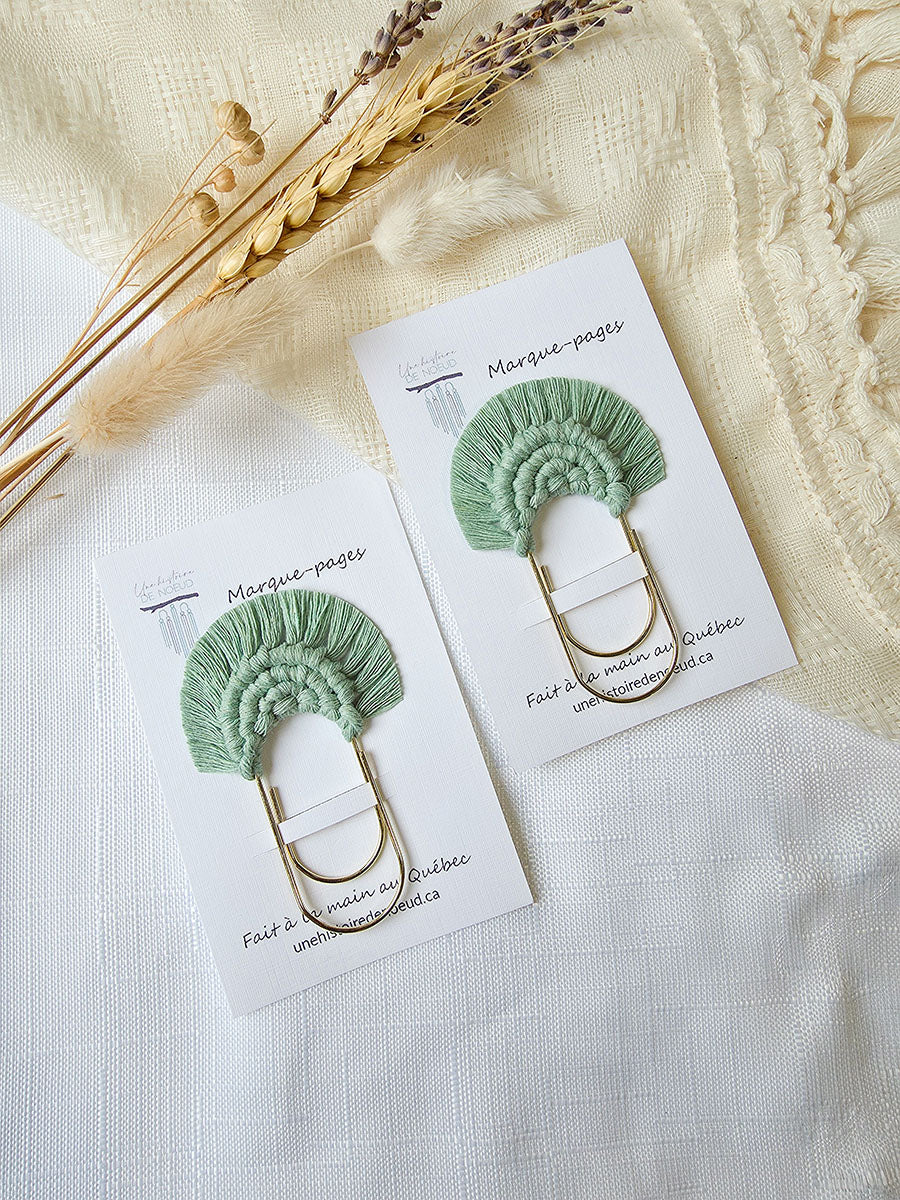 Macrame bookmarks