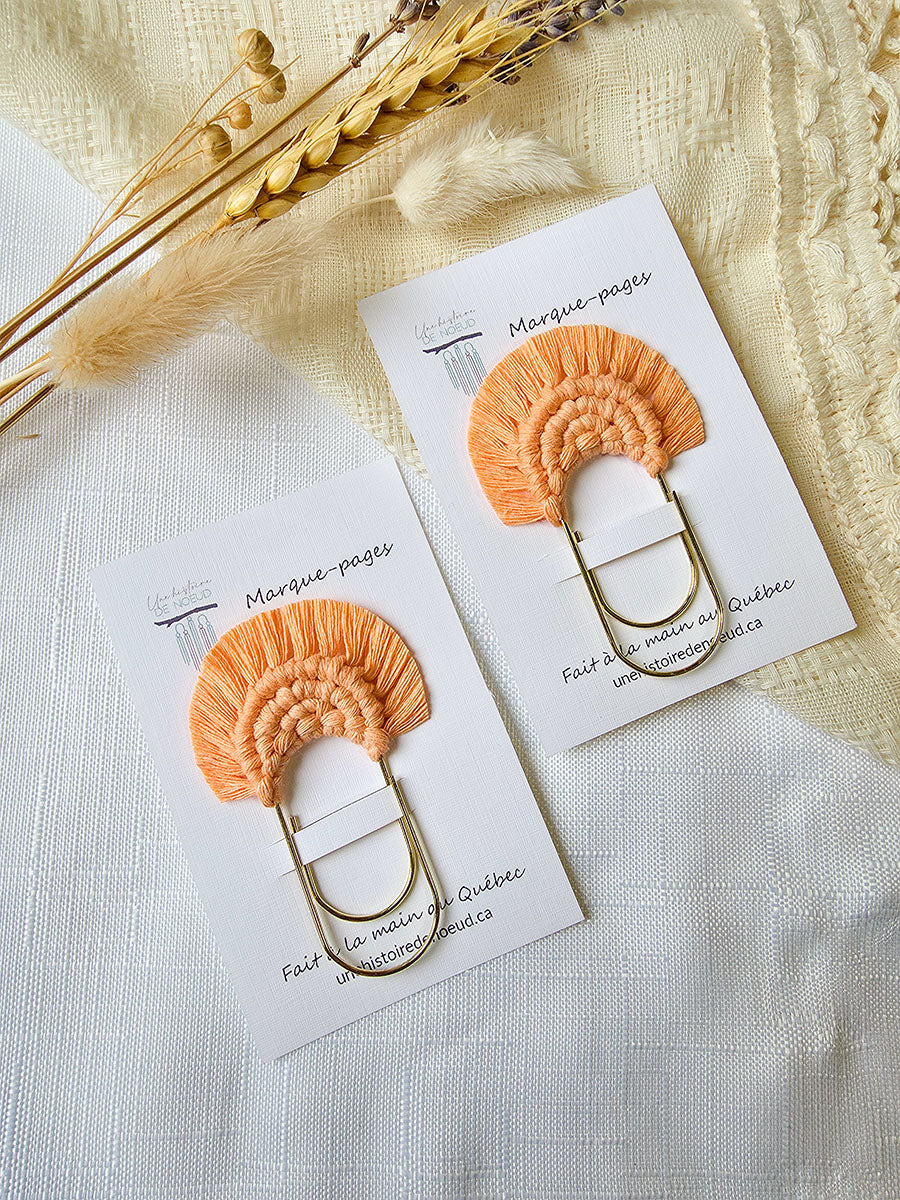 Macrame bookmarks