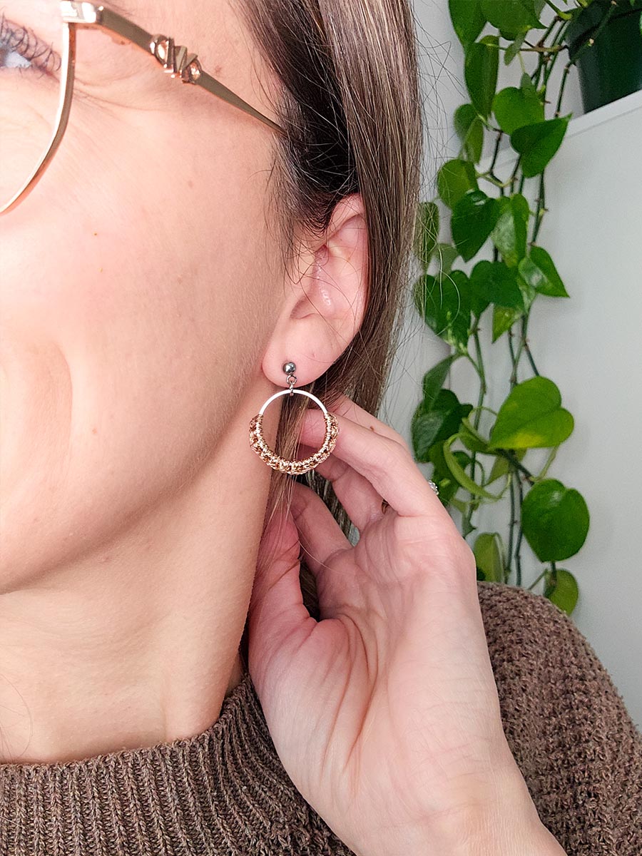 *Mini collection des fêtes* Boucles d’oreilles couleur noir, anneau 20 mm