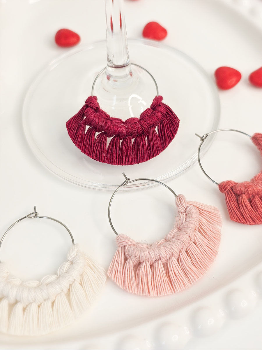 Colletion Saint-Valentin - Marques verres à vin en macramé, ensemble de 4