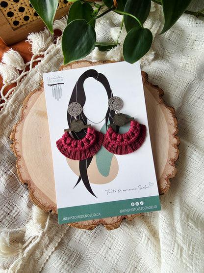 Macrame earrings, wooden base, eucalyptus color, gold clasps